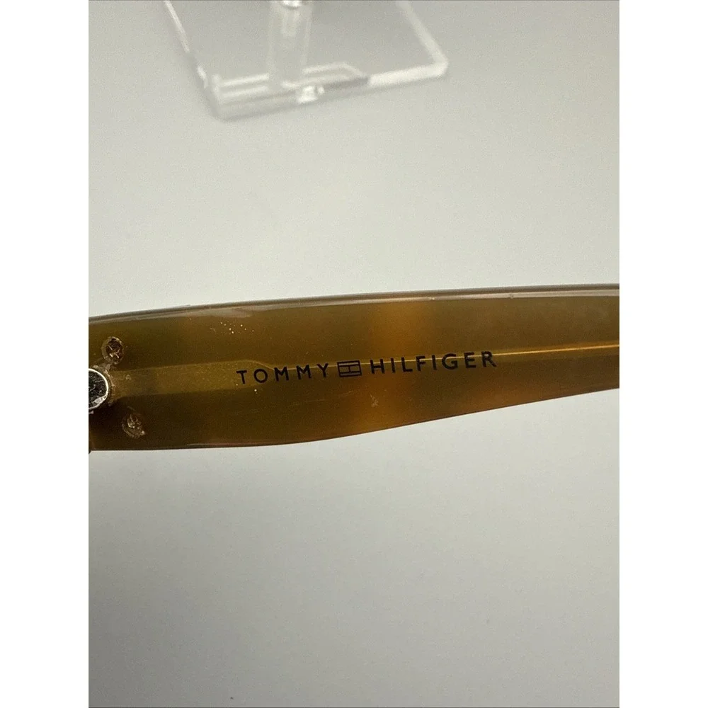 Tommy Hilfiger authentic Designer Sunglasses- Oversize Tortoise Frame Polarized